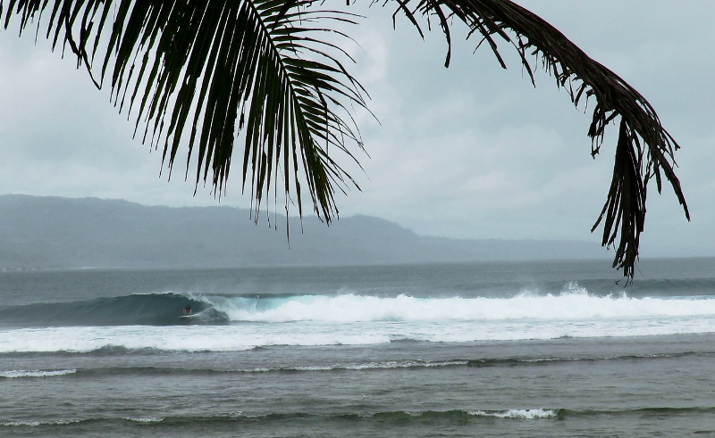 Jennys Left surf break Sumatra